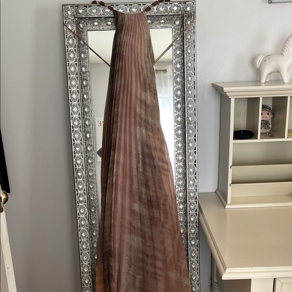 Zara Elegant Tan Maxi Dress - Picture 1 of 5
